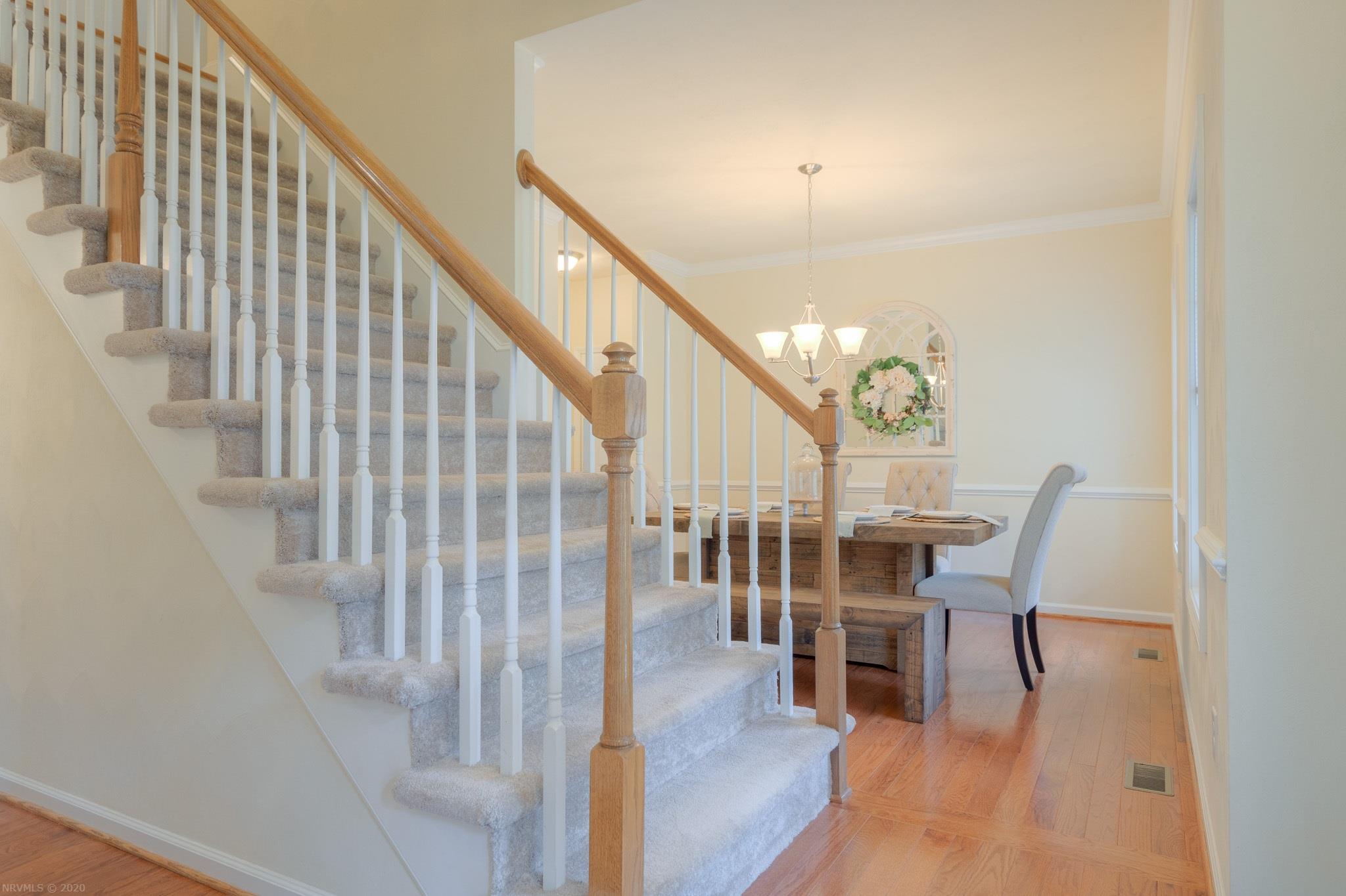 1045 Green Ridge Road Christiansburg, VA 24073 - Photo 7 of 46 Gallery Image 7