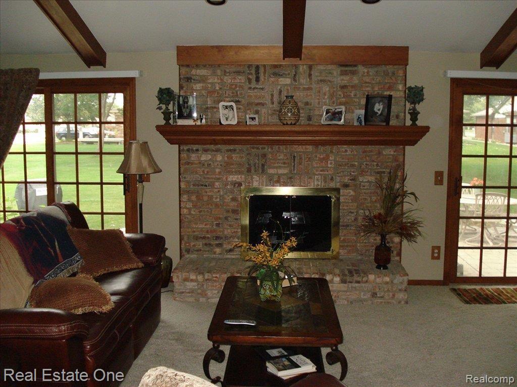 38839 Westchester Road Sterling Heights, MI 48310 - Photo 9 of 14 westchesterandcrystal 021