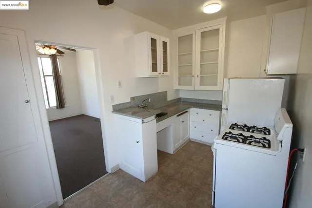 $2,825,000 | 1458 East 33rd Street, Oakland, CA 94602