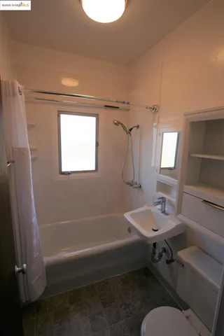 $2,825,000 | 1458 East 33rd Street, Oakland, CA 94602