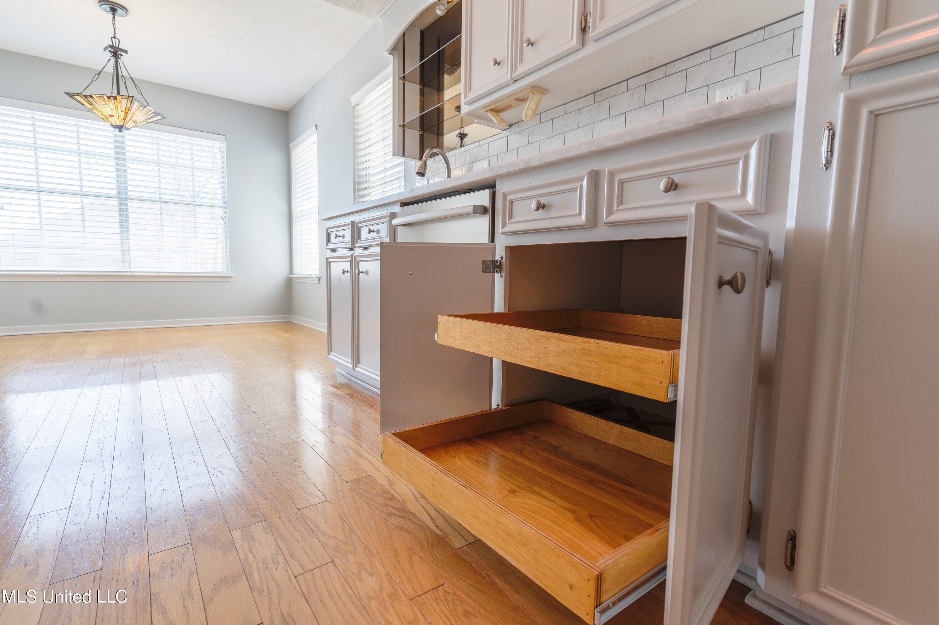 114 Villa Way Clinton, MS 39056 - Photo 16 of 43 16 - Kitchen