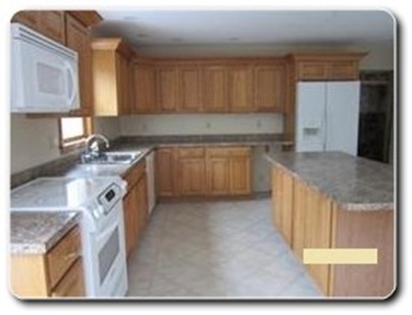 21 Old County Road Gloucester, MA 01930 - Photo 4 of 10 Gallery Image 4