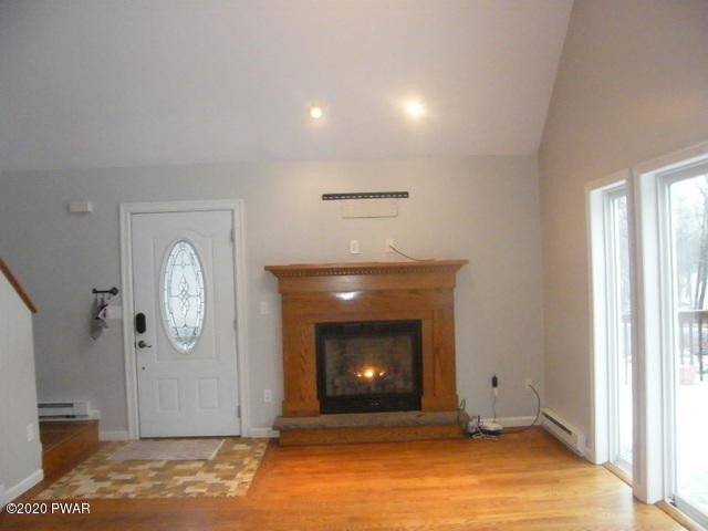 118 Walnut Road Milford, PA 18337 - Photo 2 of 17