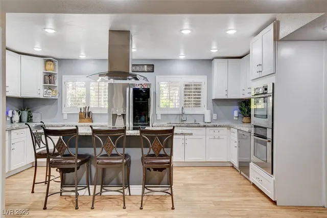 $1,998,000 | 5260 North Jones Boulevard, Las Vegas, NV 89130