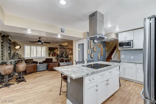 $1,998,000 | 5260 North Jones Boulevard, Las Vegas, NV 89130