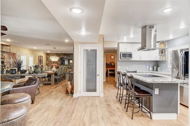 $1,998,000 | 5260 North Jones Boulevard, Las Vegas, NV 89130