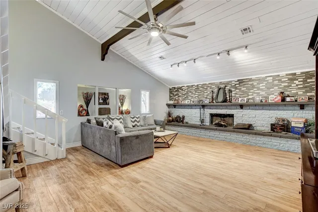 $1,998,000 | 5260 North Jones Boulevard, Las Vegas, NV 89130