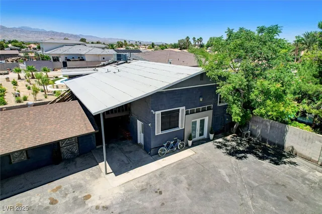 $1,998,000 | 5260 North Jones Boulevard, Las Vegas, NV 89130
