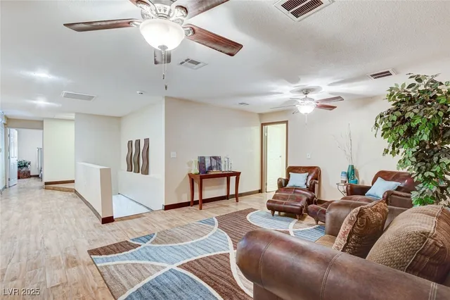 $1,998,000 | 5260 North Jones Boulevard, Las Vegas, NV 89130