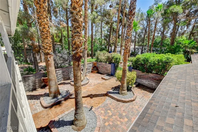 $1,998,000 | 5260 North Jones Boulevard, Las Vegas, NV 89130