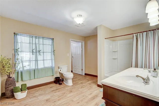 $1,998,000 | 5260 North Jones Boulevard, Las Vegas, NV 89130