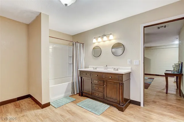 $1,998,000 | 5260 North Jones Boulevard, Las Vegas, NV 89130