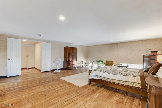 $1,998,000 | 5260 North Jones Boulevard, Las Vegas, NV 89130