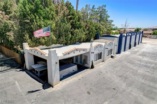 $1,998,000 | 5260 North Jones Boulevard, Las Vegas, NV 89130