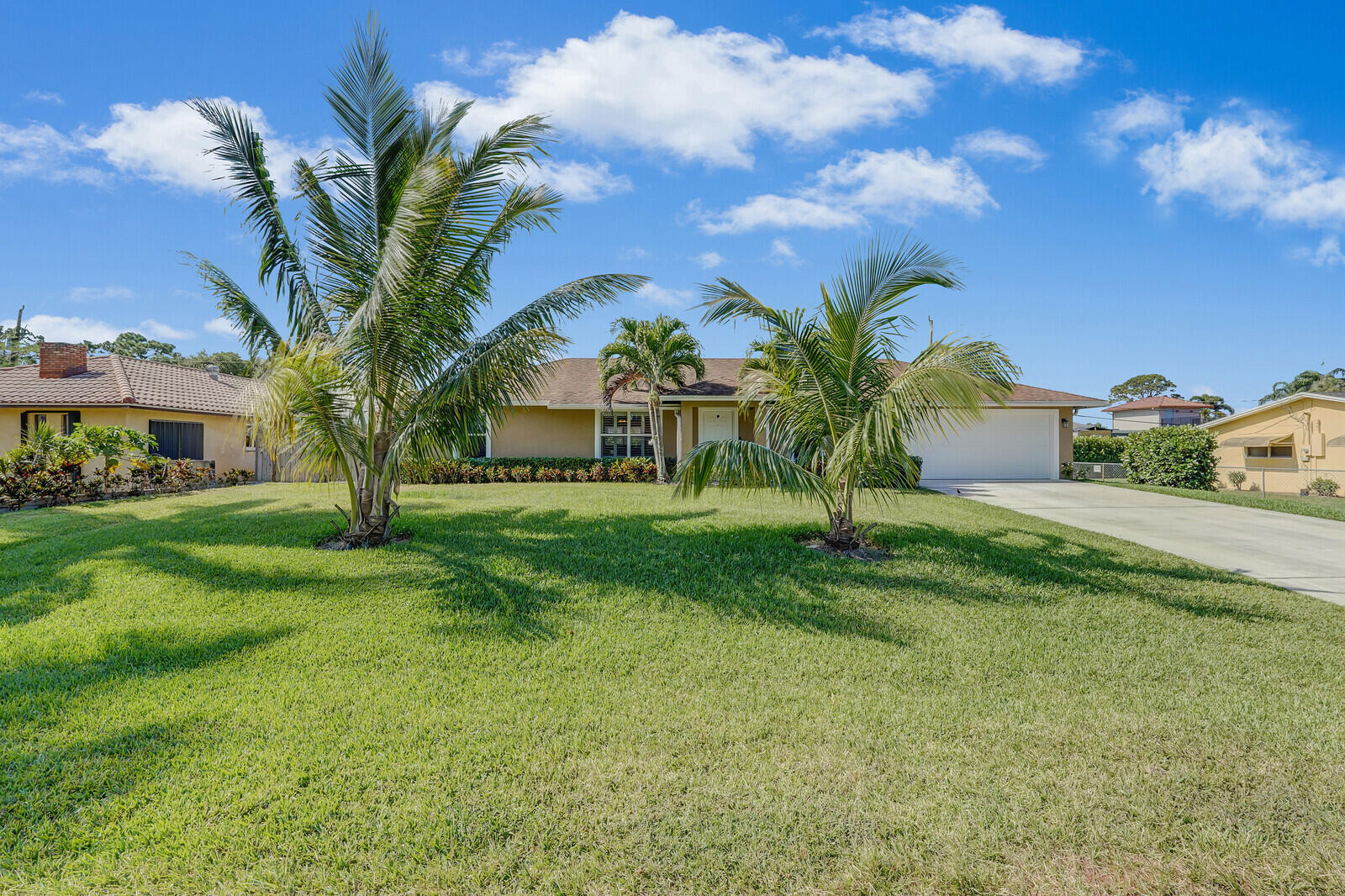 61 West Mango Road Lake Worth, FL 33467 - Photo 1 of 17 01_Image_1_mls