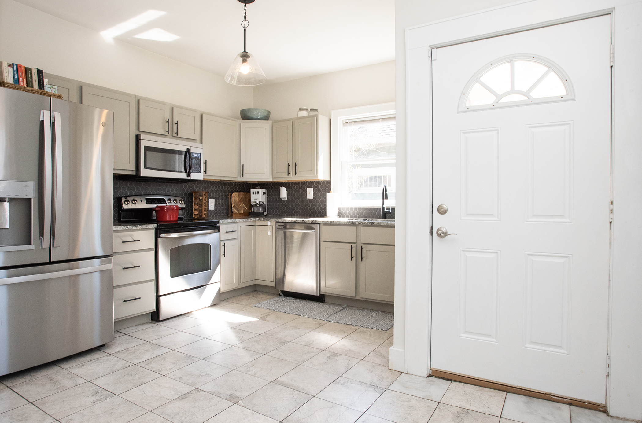 3928 Ruckle Street Indianapolis, IN 46205 - Photo 17 of 45 Gallery Image 17