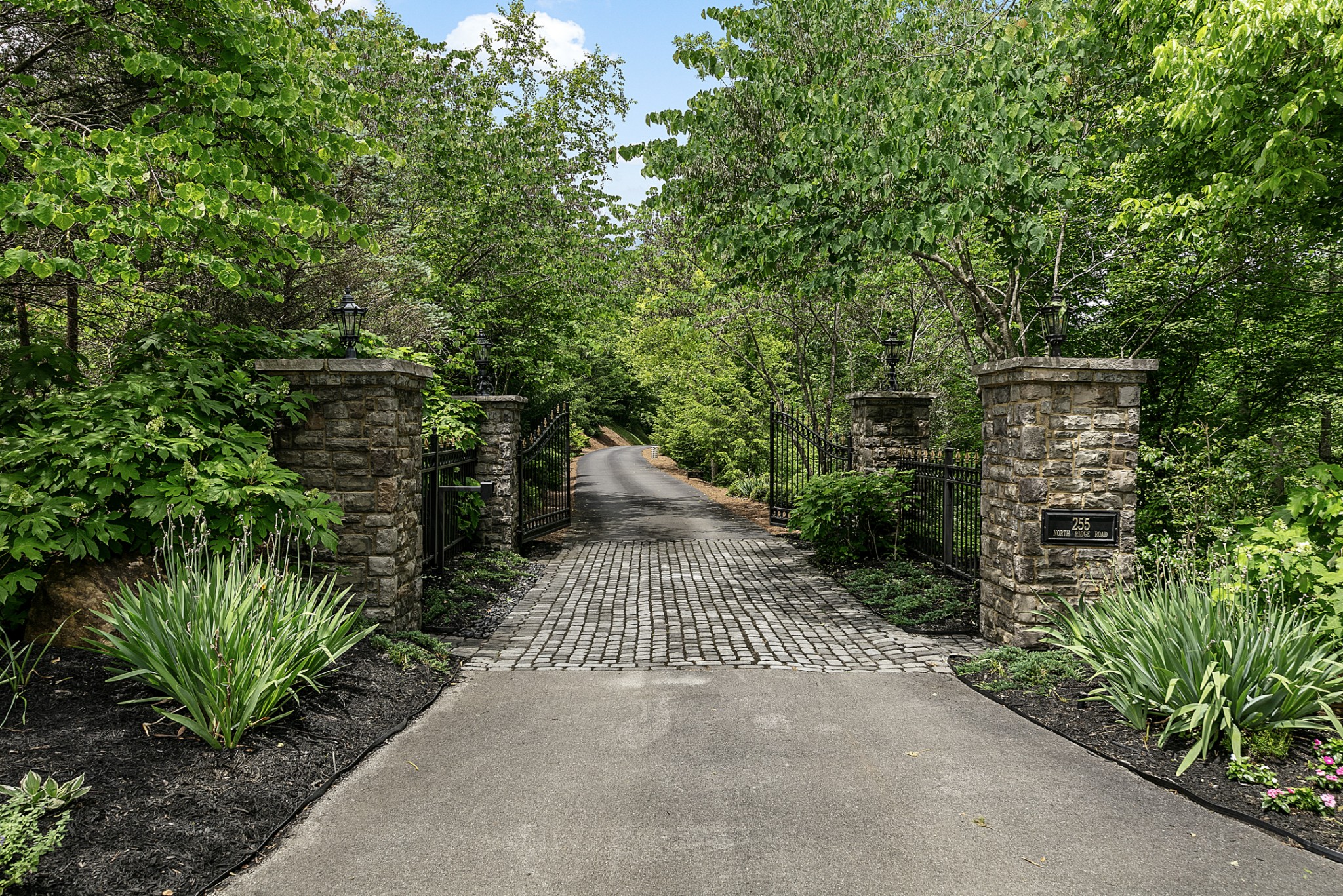 255 Villa Segrata North Ridge Road Sevierville, TN 37876 - Photo 5 of 78 a view of a pathway both side of house