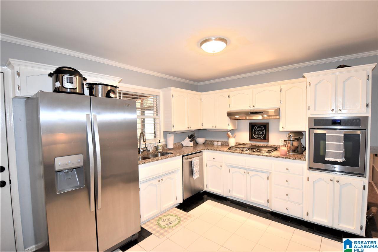 2748 Acton Road Birmingham, AL 35243 - Photo 5 of 43