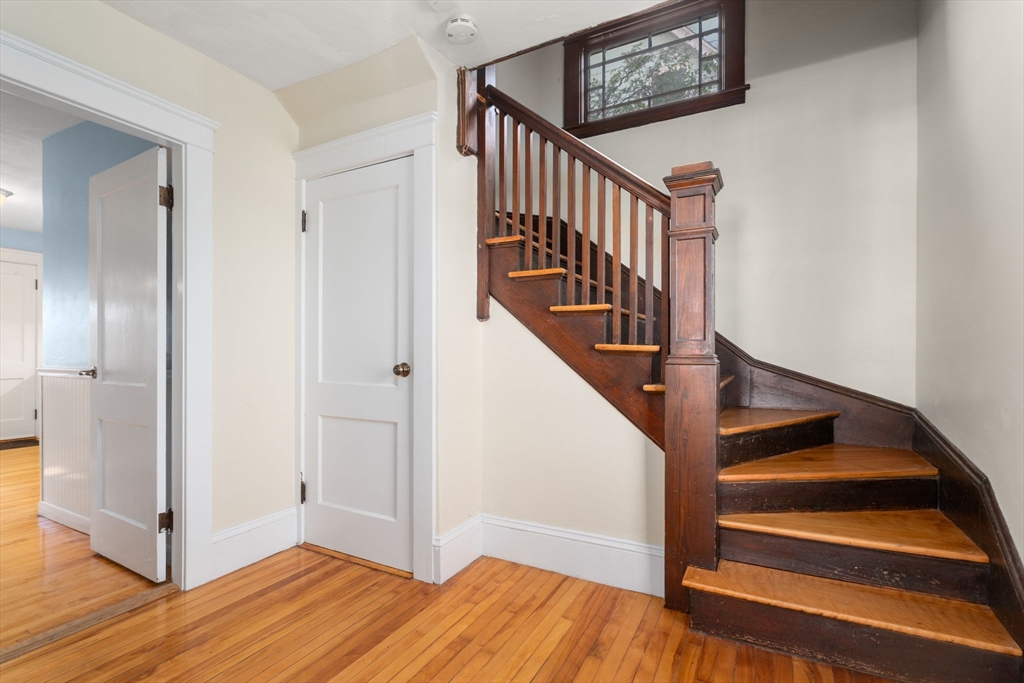 35 Boardman Street Worcester, MA 01606 - Photo 16 of 25