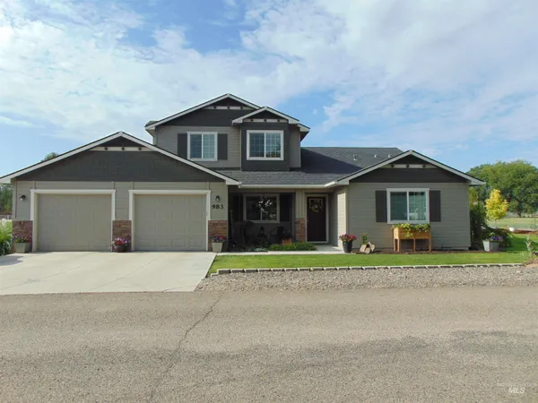 $524,900 | 983 South Street, Vale, OR 97918