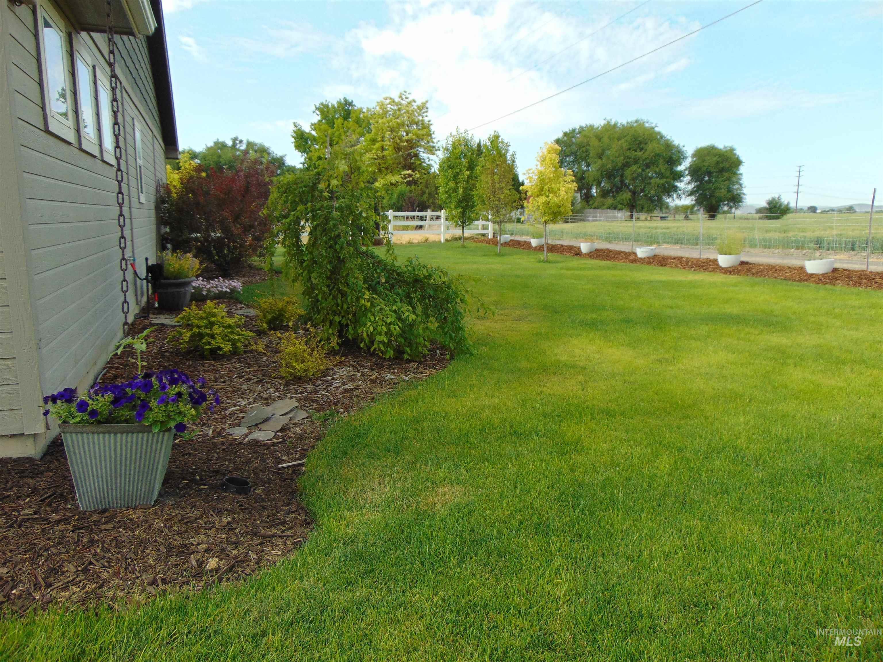 983 South Street Vale, OR 97918 - Photo 35 of 36 View of yard