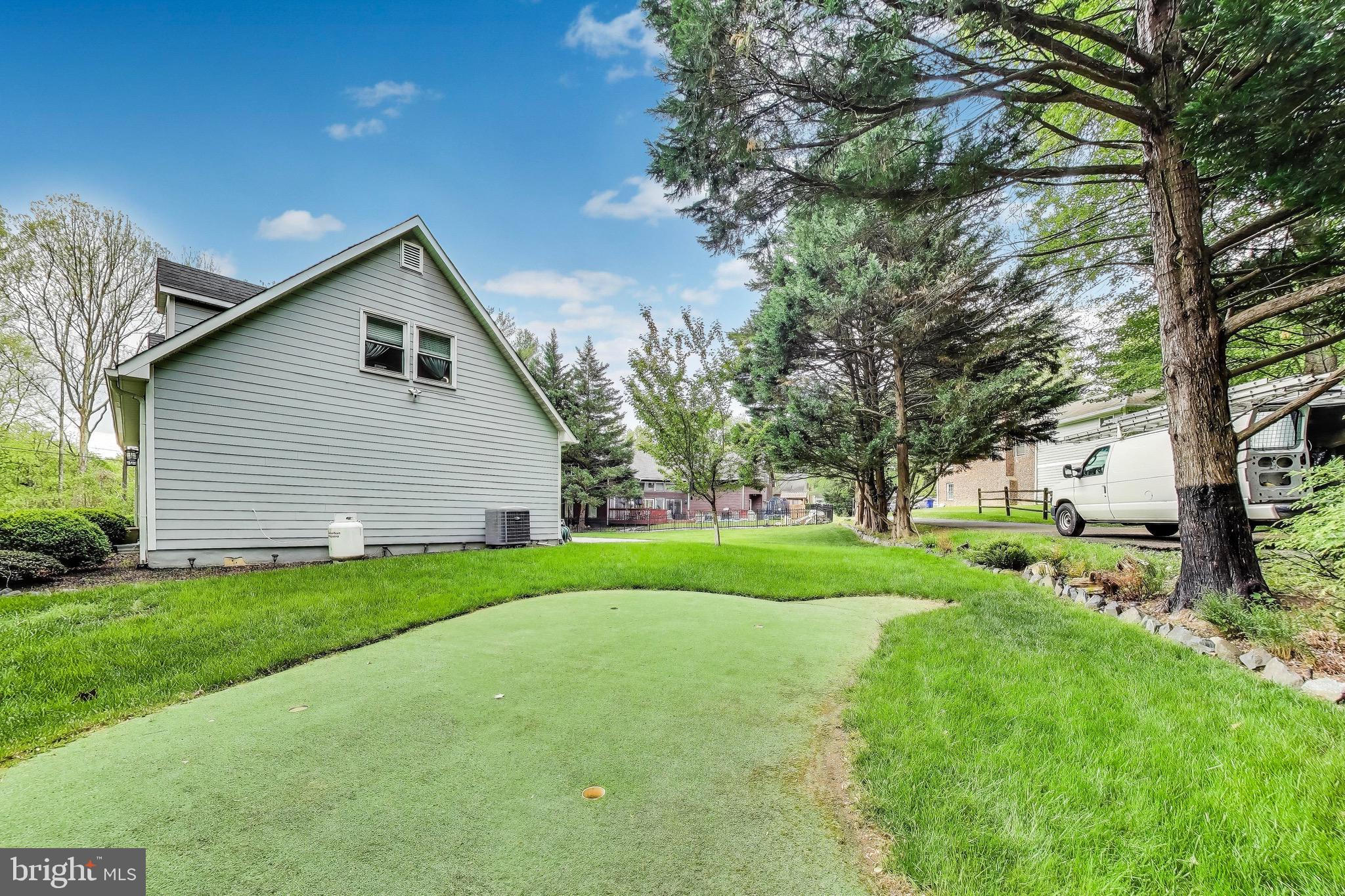 7726 Seven Locks Road Bethesda, MD 20817 - Photo 30 of 35