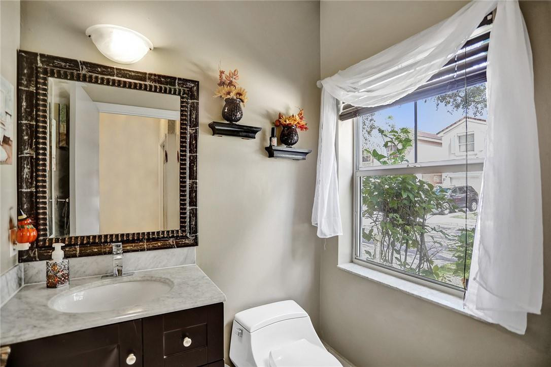 4000 Tree Top Road Hollywood, FL 33026 - Photo 11 of 28 Photo 11