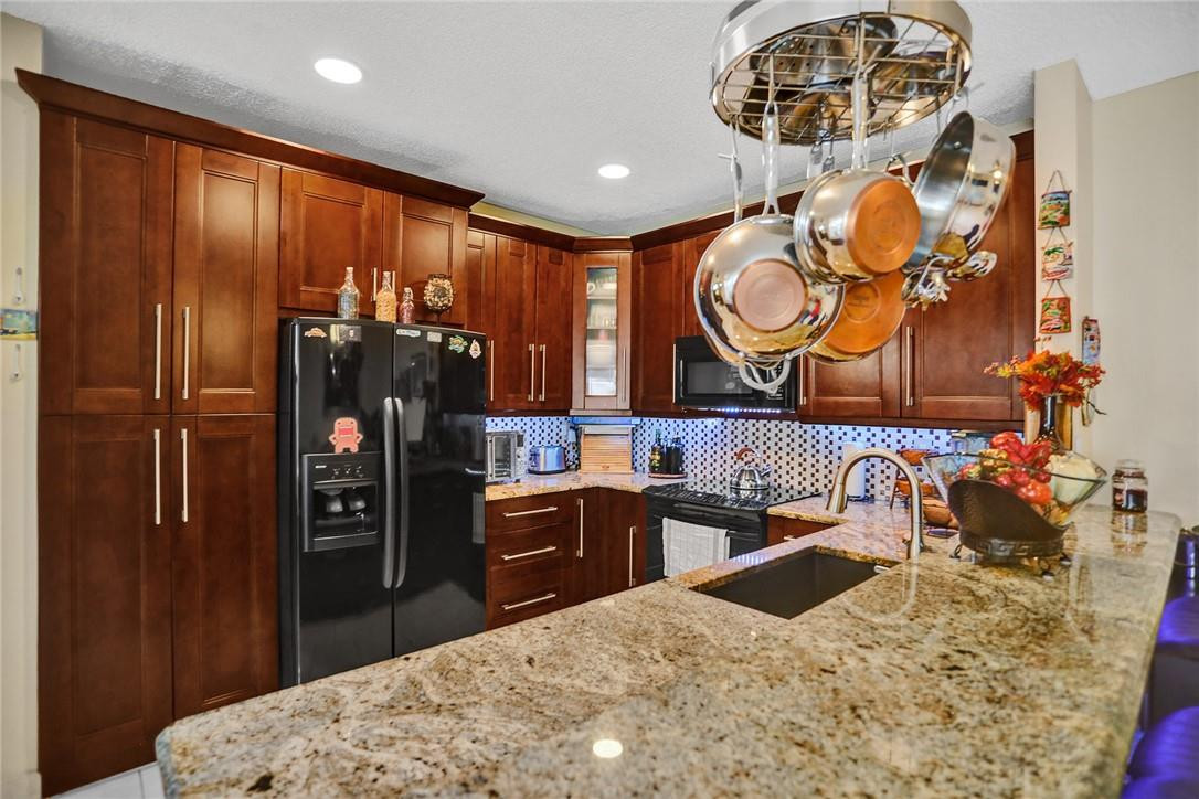 4000 Tree Top Road Hollywood, FL 33026 - Photo 5 of 28 Photo 5