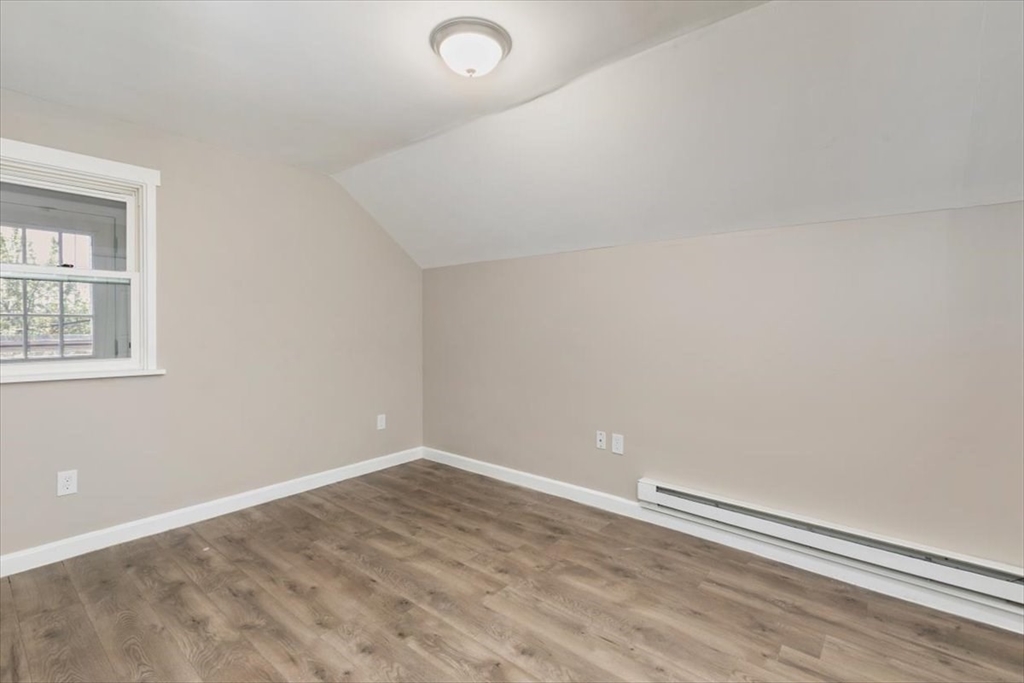 33 Garfield Street Lawrence, MA 01843 - Photo 13 of 22