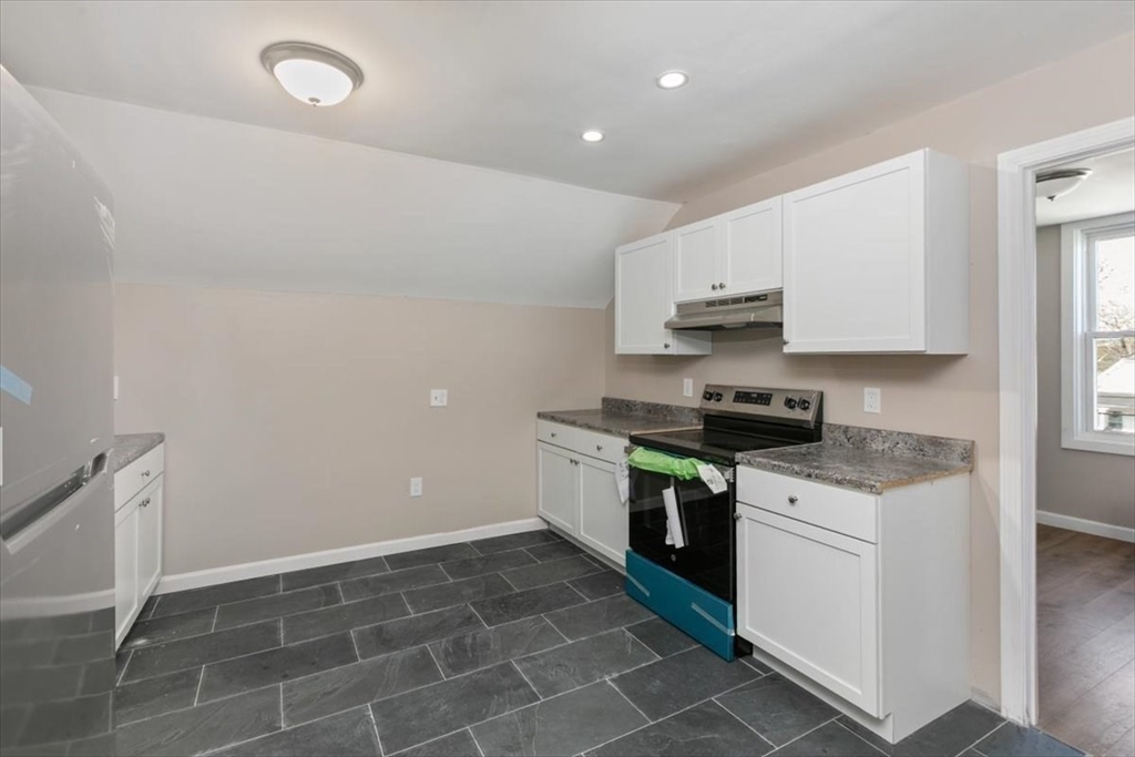 33 Garfield Street Lawrence, MA 01843 - Photo 17 of 22