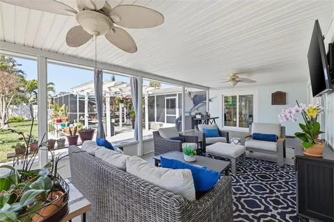 $890,000 | 4029 38th Way South, St. Petersburg, FL 33711