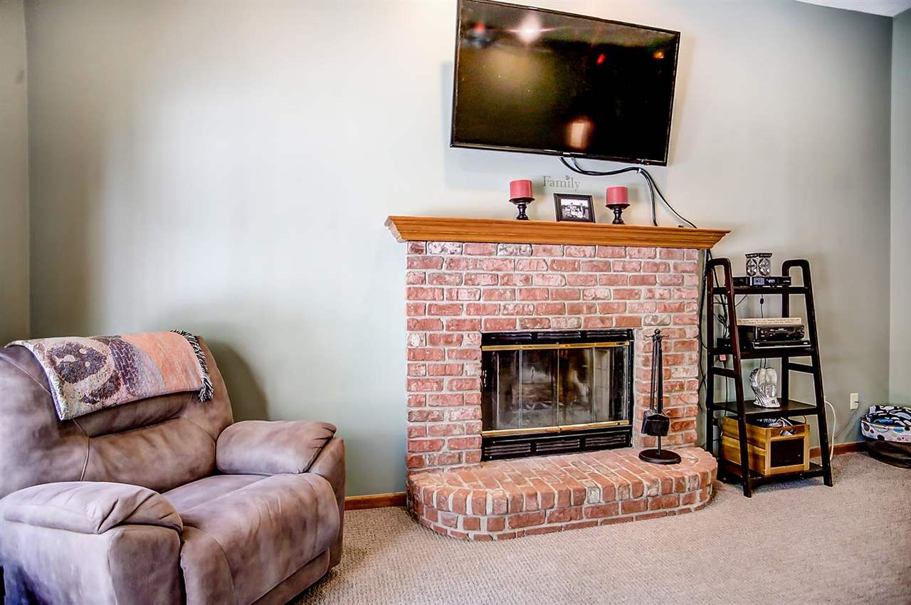10818 Smokey Ridge Place Fort Wayne, IN 46818 - Photo 12 of 36 Gallery Image 12