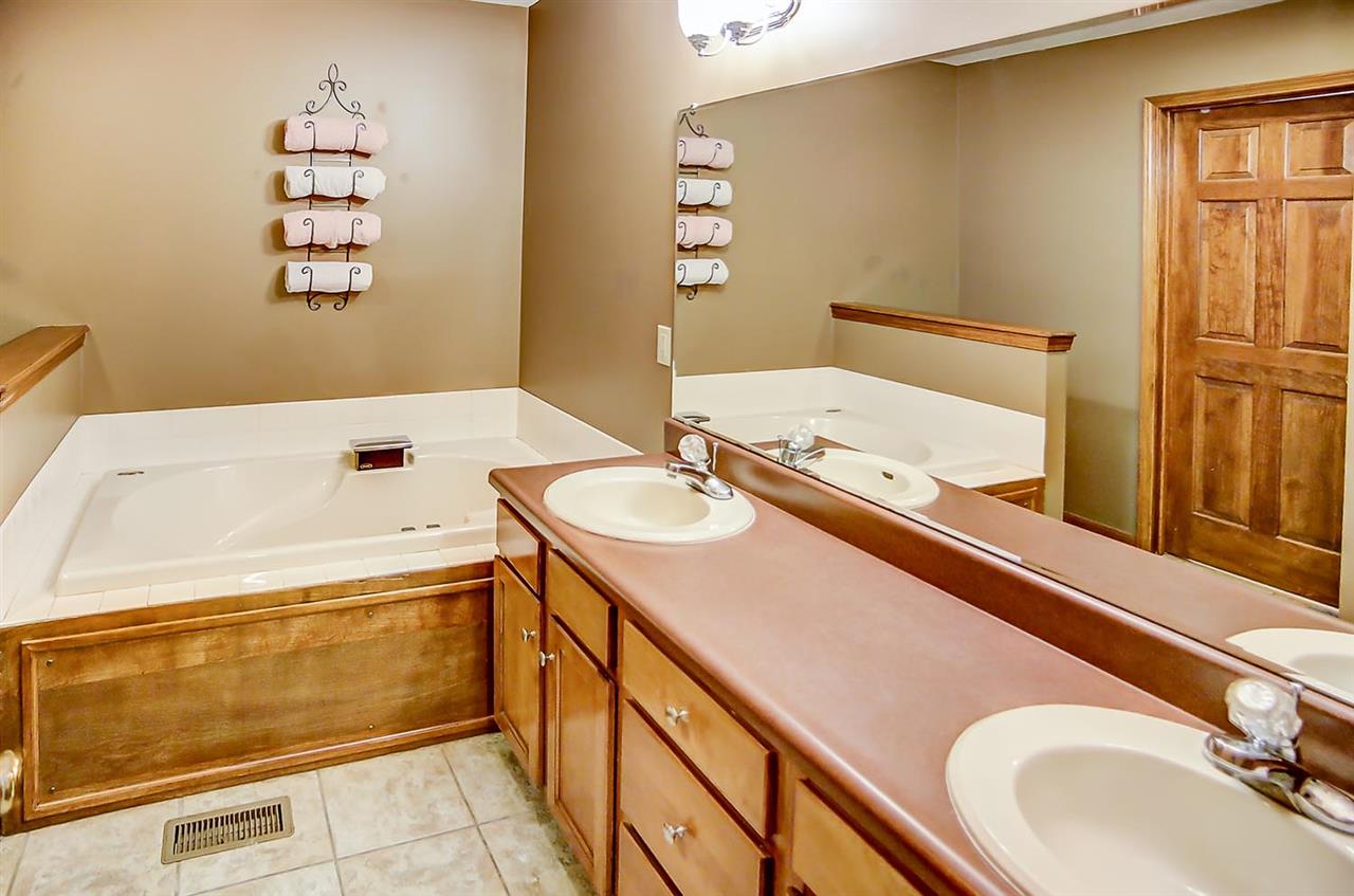 10818 Smokey Ridge Place Fort Wayne, IN 46818 - Photo 22 of 36 Gallery Image 22