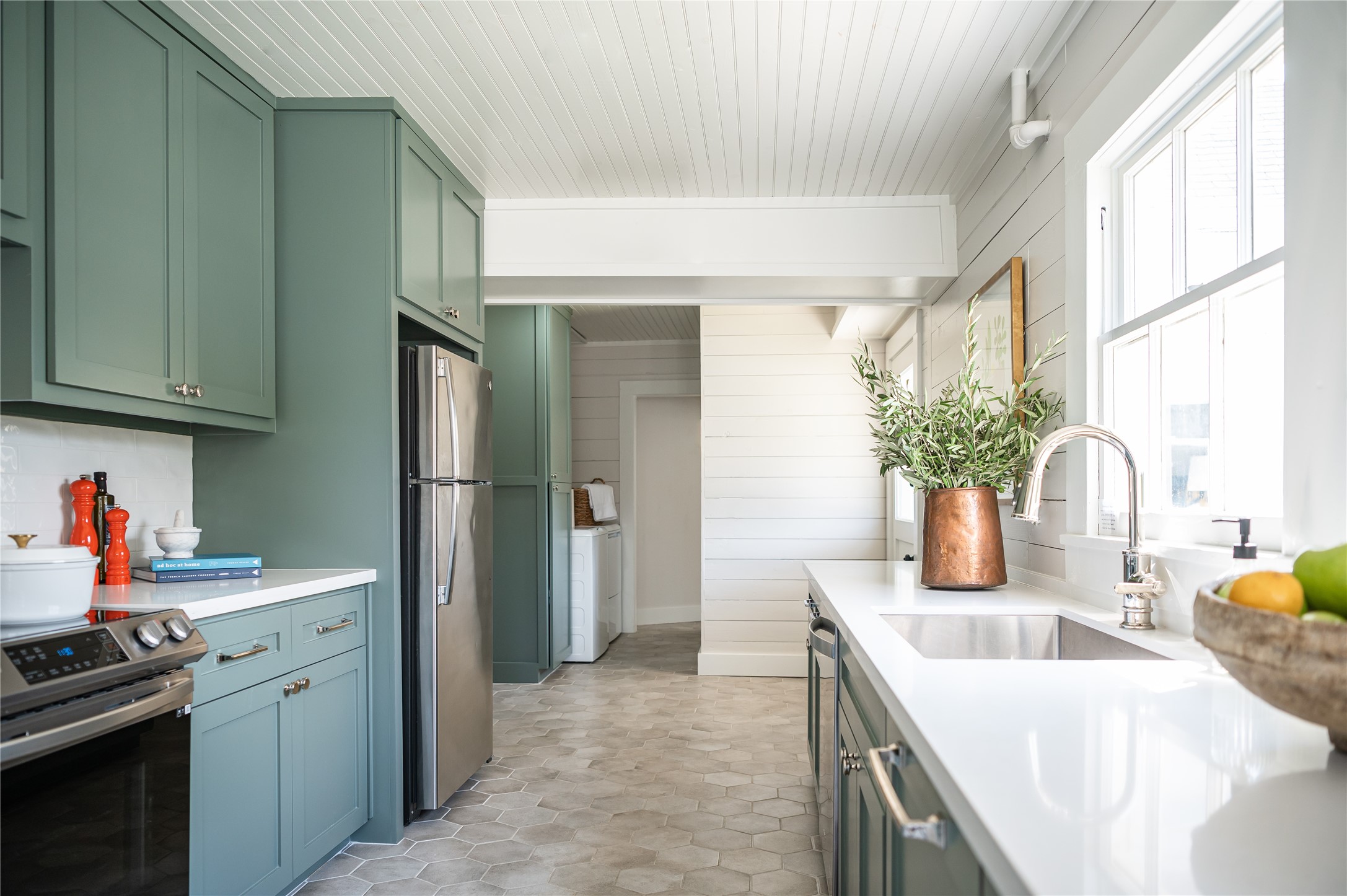 612 South Day Street Brenham, TX 77833 - Photo 23 of 44