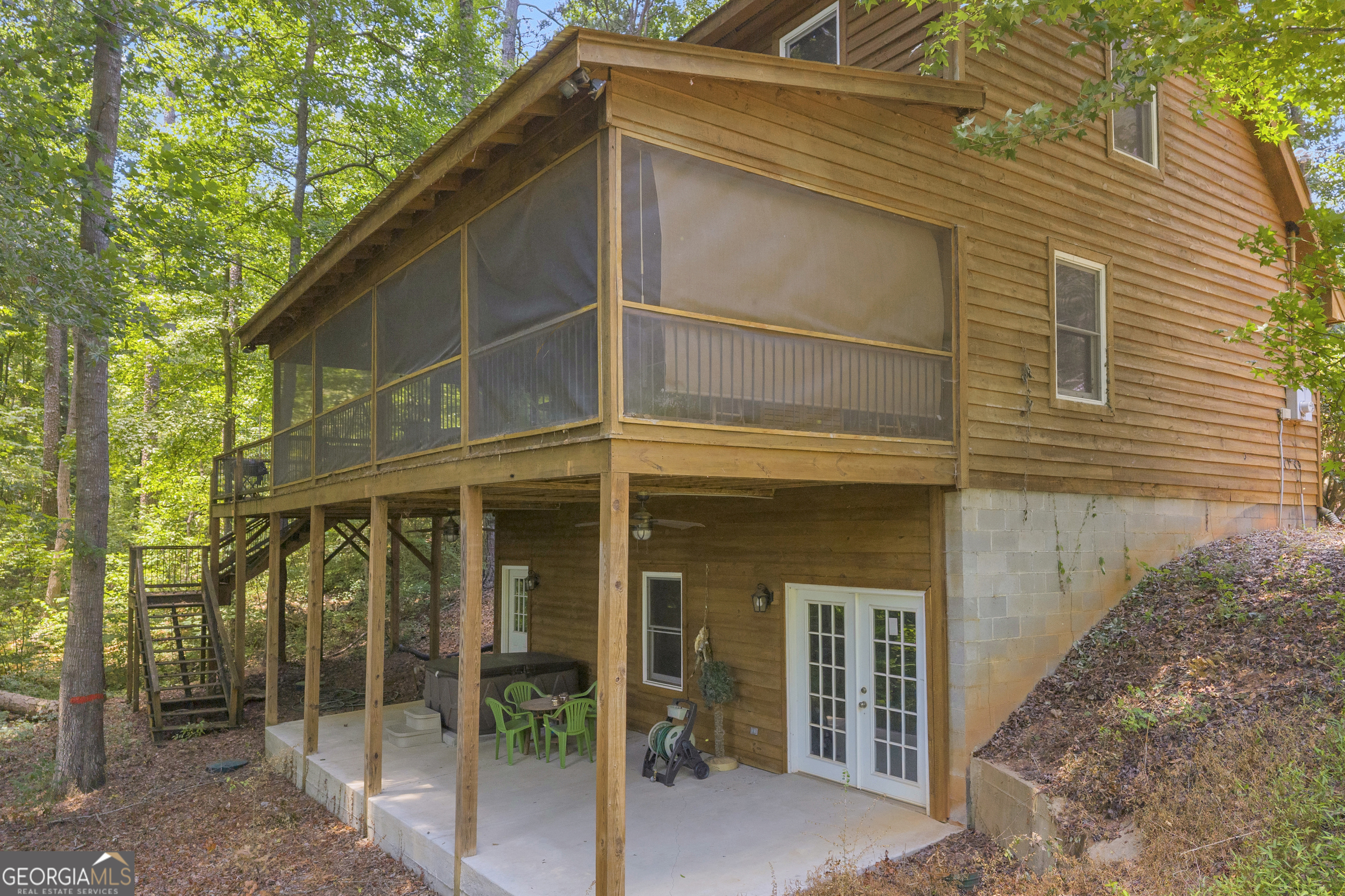 148 Lakeside Hills Road Martin, GA 30557 - Photo 3 of 54