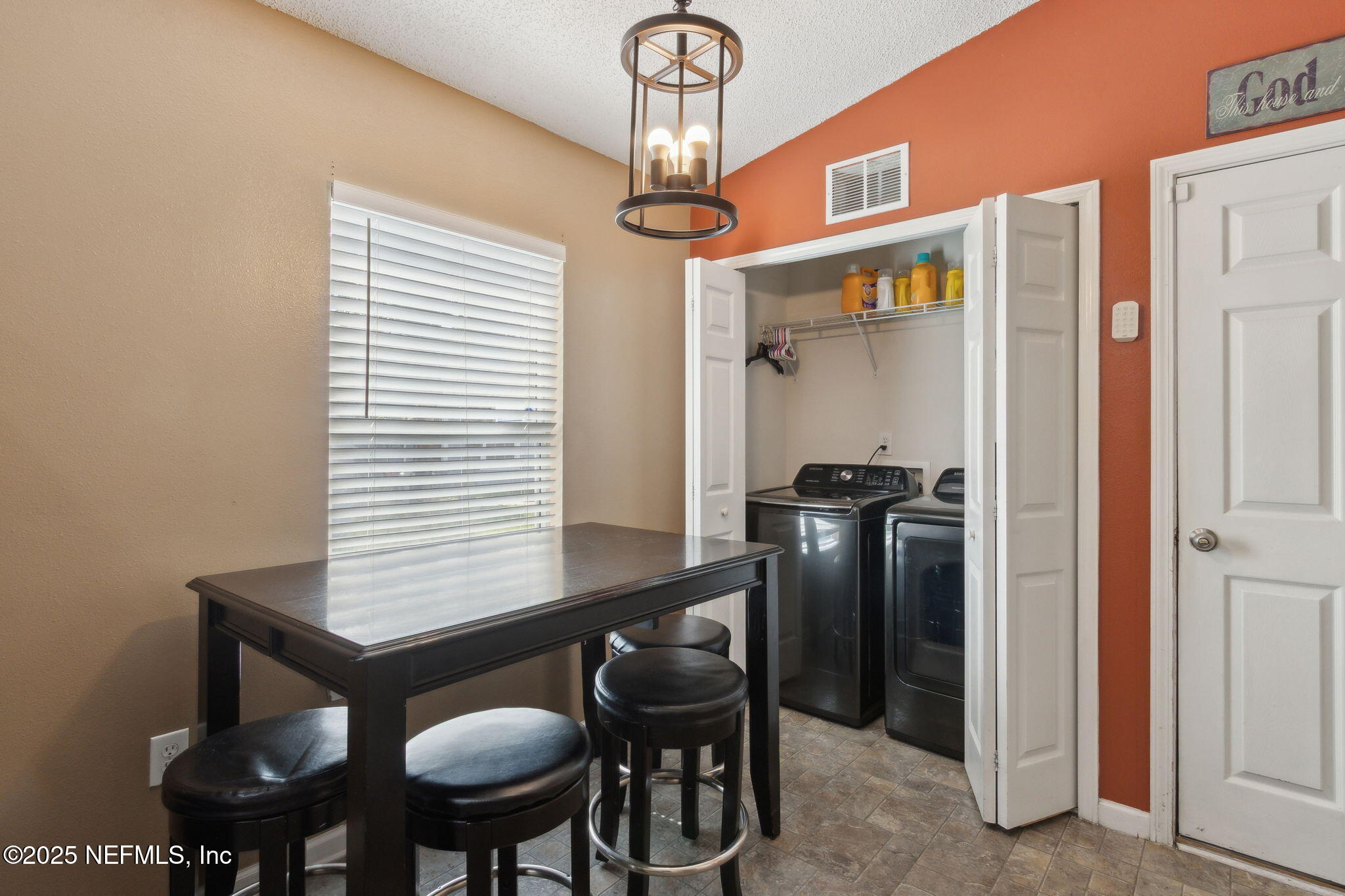 8740 Springtree Road Jacksonville, FL 32210 - Photo 22 of 44 24-web-or-mls-8740 Springtree Rd-24