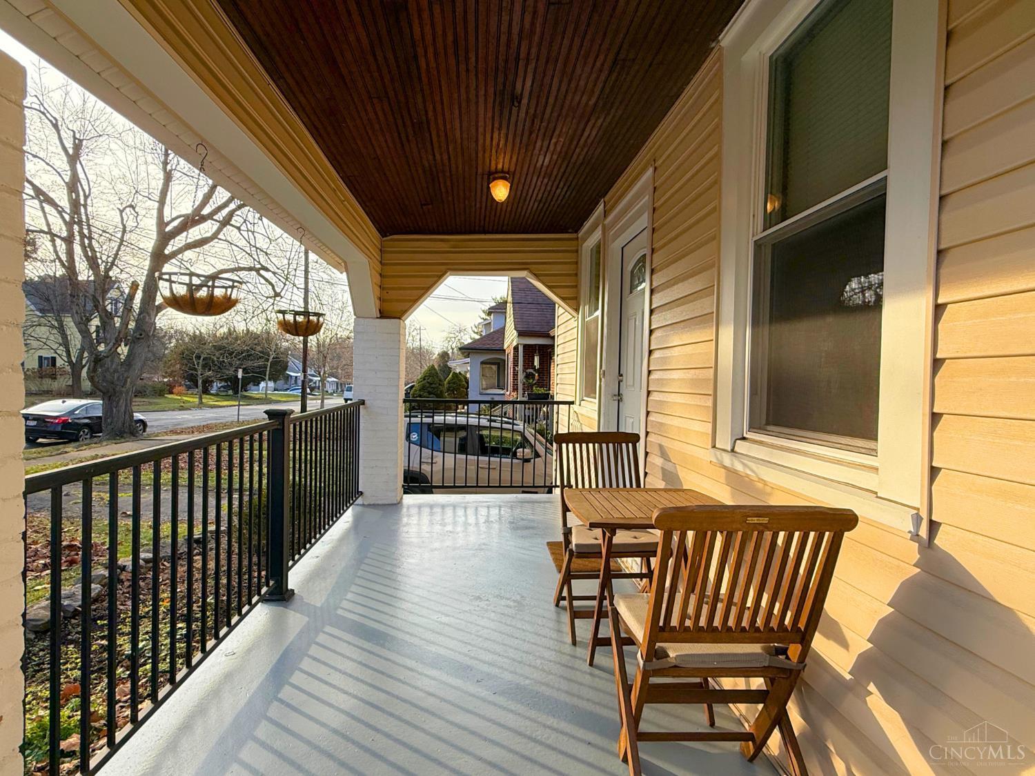 6518 Roe Street Cincinnati, OH 45227 - Photo 3 of 43 Gallery Image 3