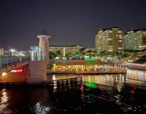 $2,425 | 401 Villa Circle, Boynton Beach, FL 33435