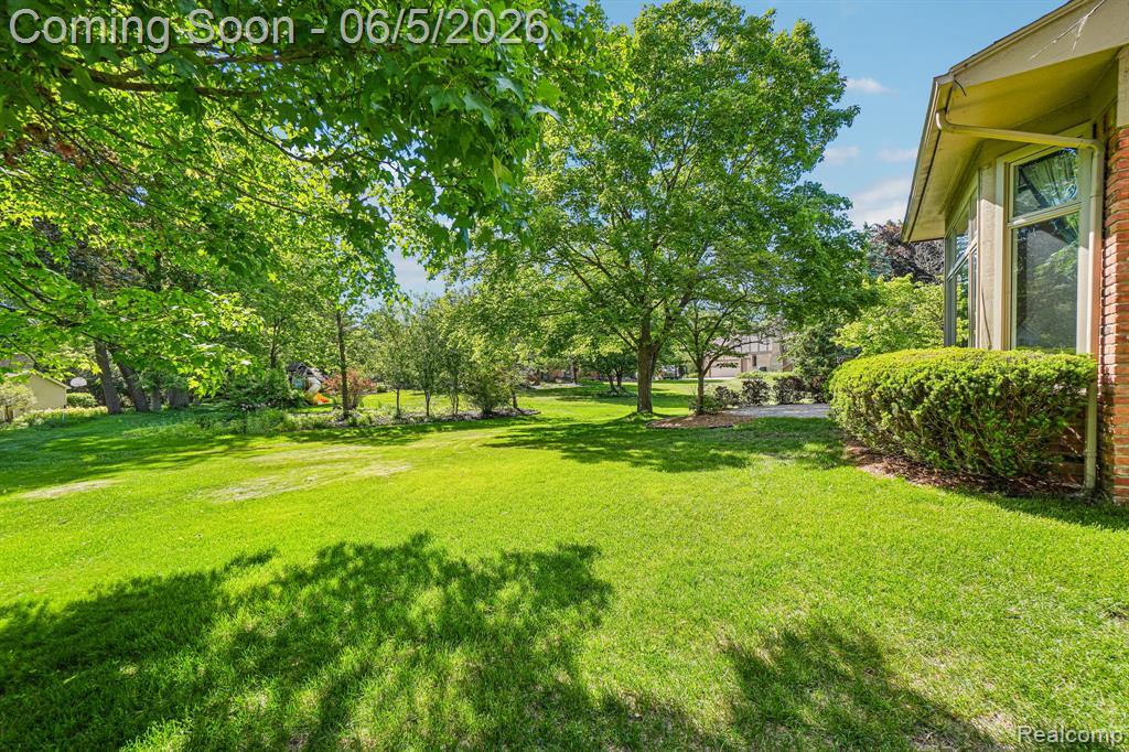 4523 Rivers Edge Drive Troy, MI 48098 - Photo 53 of 66