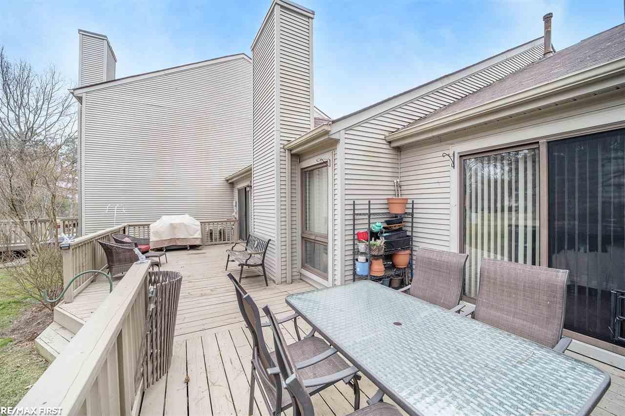 565 Victoria Court Rochester Hills, MI 48307 - Photo 25 of 27