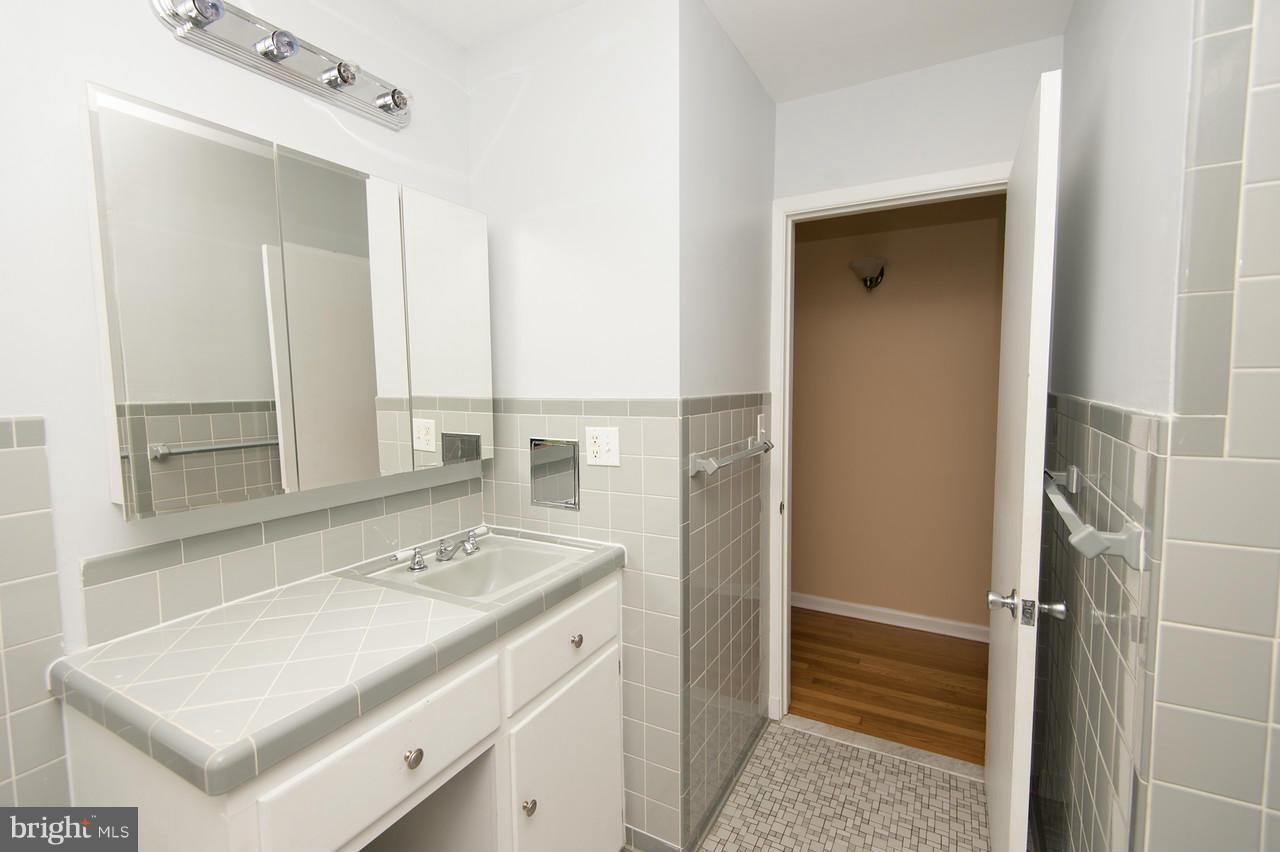 18 Algonquin Road Cambridge, MD 21613 - Photo 21 of 28 Bath