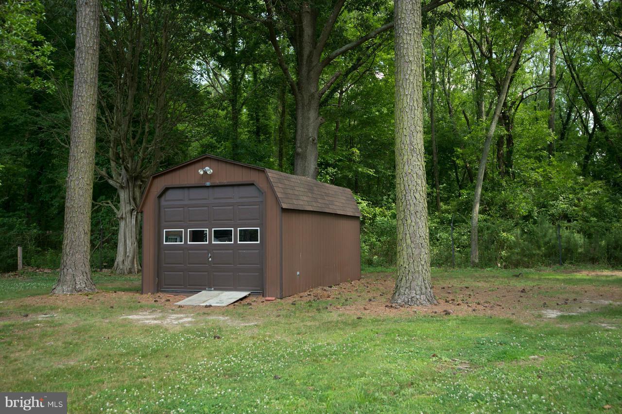 18 Algonquin Road Cambridge, MD 21613 - Photo 27 of 28 Exterior (Rear)