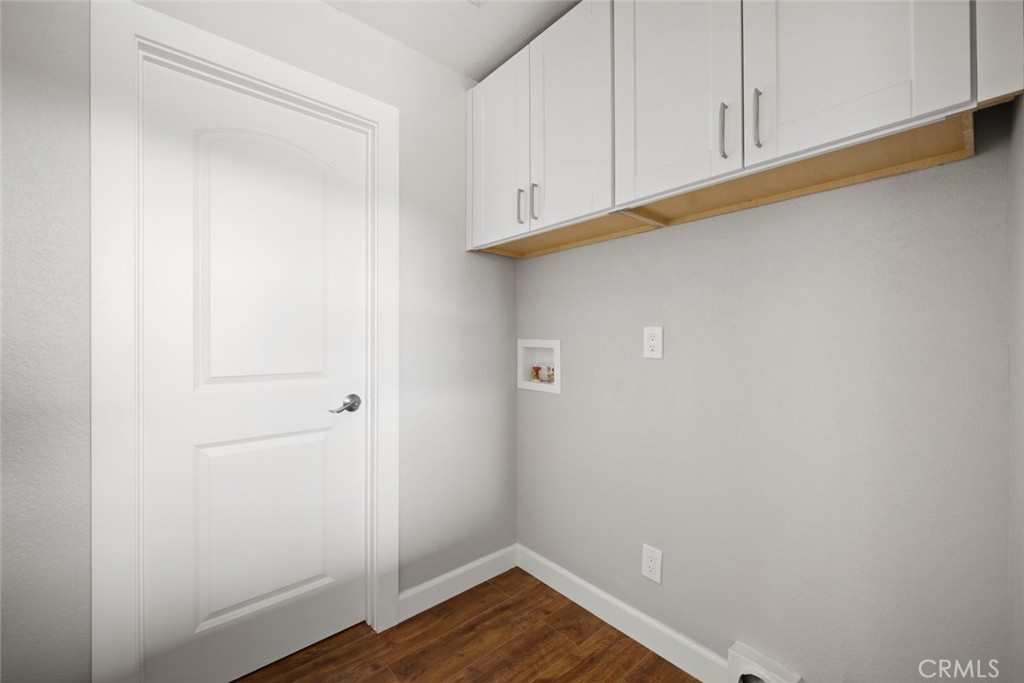 3265 Cypress Mountain Road Templeton, CA 93465 - Photo 5 of 32 Laundry area in hallway