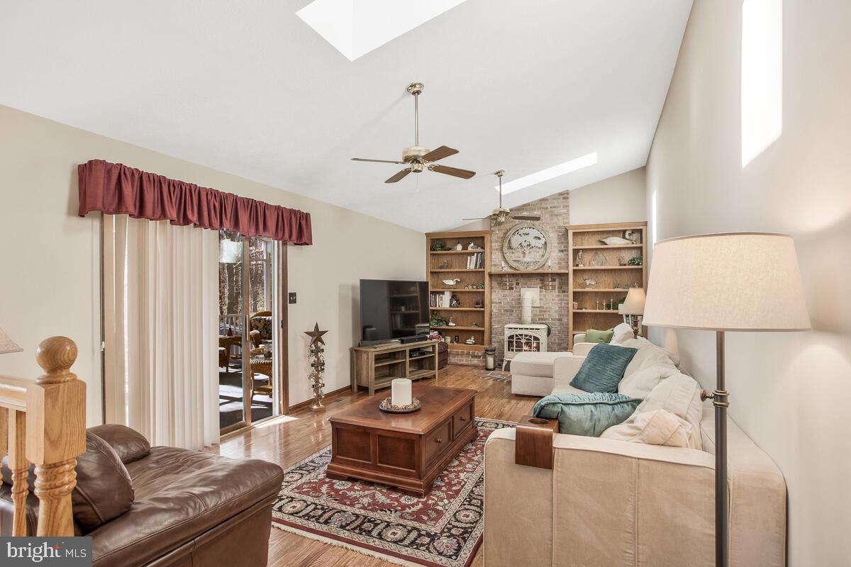 9731 Howes Road Dunkirk, MD 20754 - Photo 10 of 58 Family room
