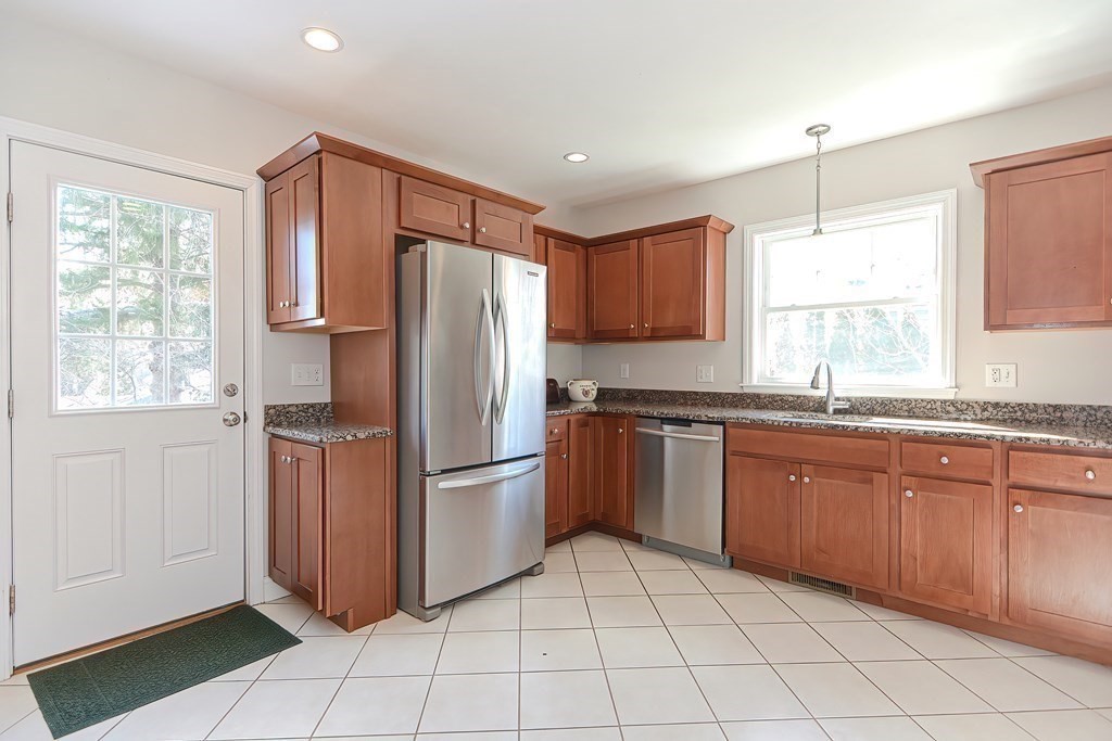 8 Blanchard Road Milford, MA 01757 - Photo 8 of 36 Gallery Image 8
