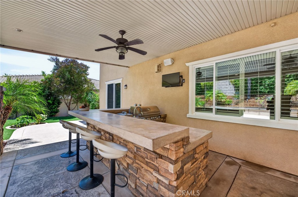 33320 Kilroy Road Temecula, CA 92592 - Photo 4 of 75 BBQ