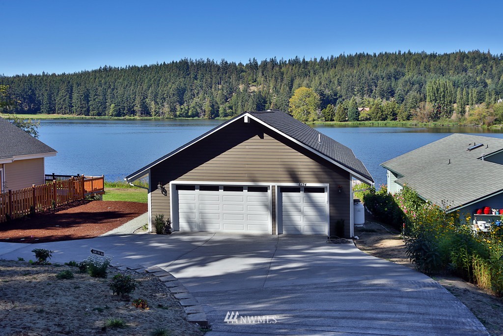 5174 Bayview Road Langley, WA 98260 - Photo 2 of 19 Gallery Image 2