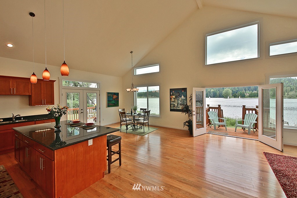 5174 Bayview Road Langley, WA 98260 - Photo 10 of 19 Gallery Image 10