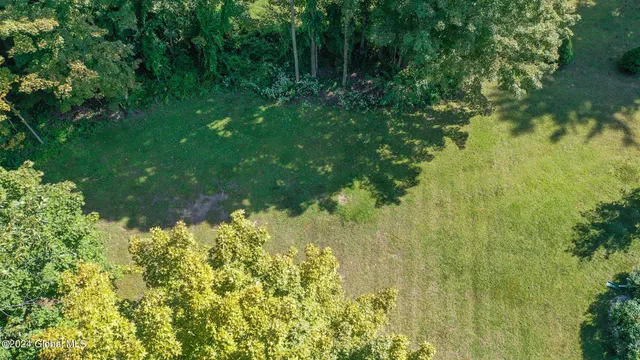 $200,000 | 2 Glenwood Drive, Saratoga Springs, NY 12866