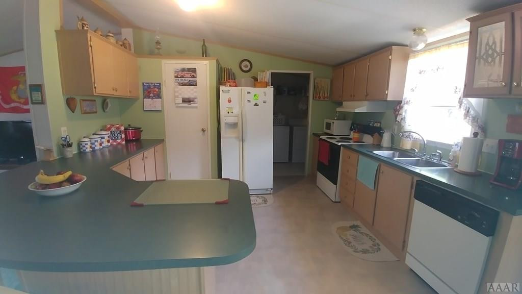 1610 Lanes Landing Road Edenton, NC 27932 - Photo 7 of 15 Kitchen
